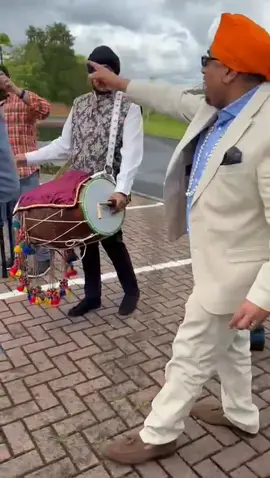 Help.. Need a new pair of socks 🧦 🧦 