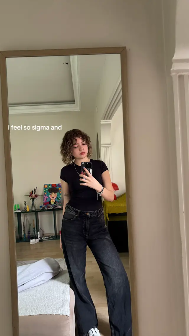 asla sigma olamicam🤚🏻 #fypage @Özgür Elif 