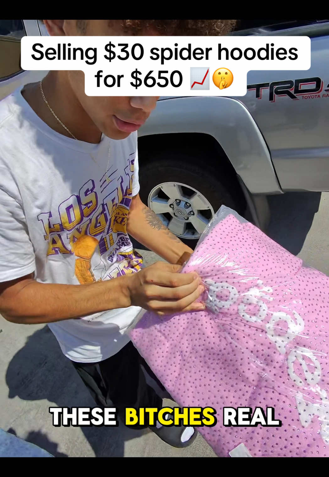 Selling $30 spiders hoodies for $650📈🤫 #reselling #vendor #resell 