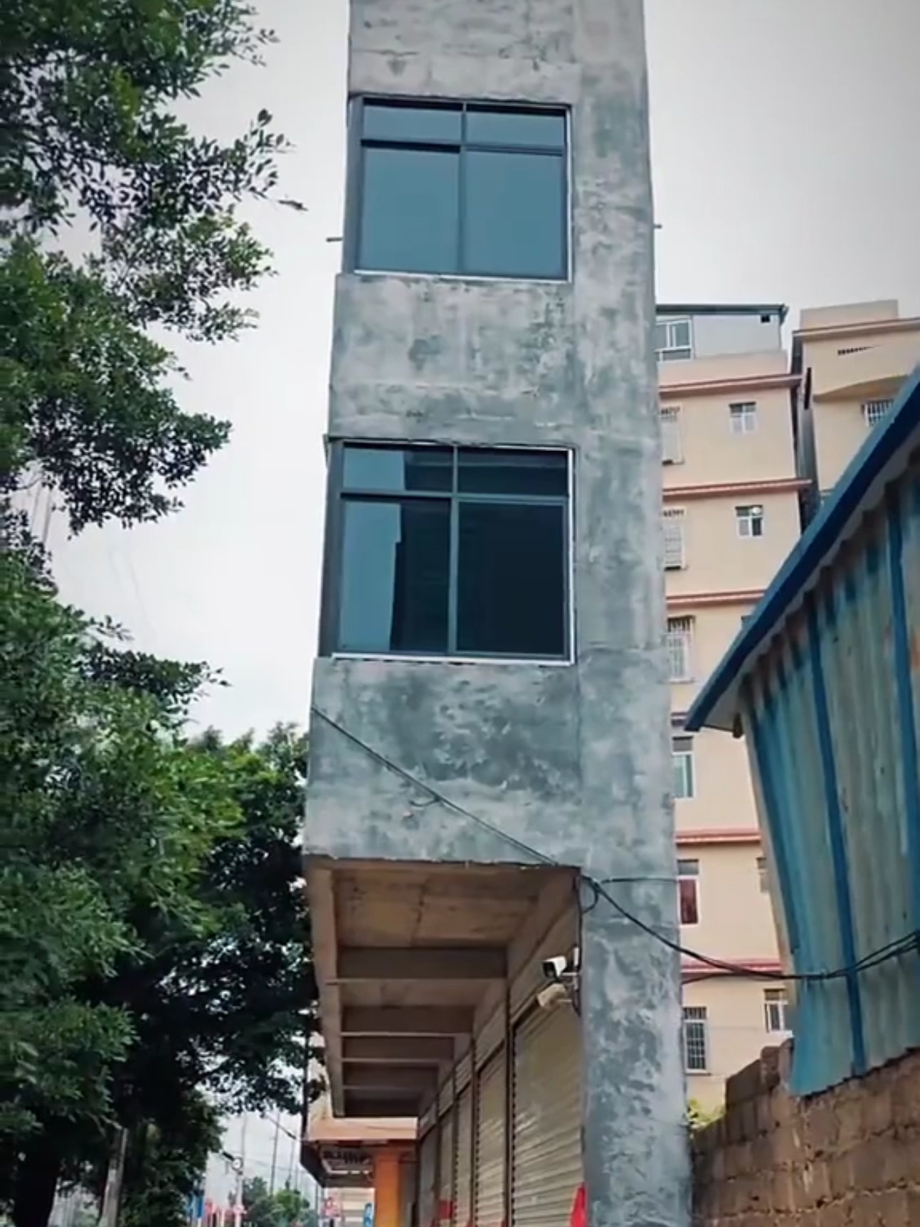The engineer #comedyvideo #sumaizzy112 #funny 