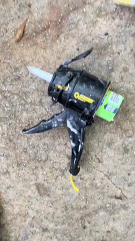 #caulk #siligun #tiktokshopfyp #caulking #homeowner #painter #housepainting #exterior #interiorpainting #DIY 
