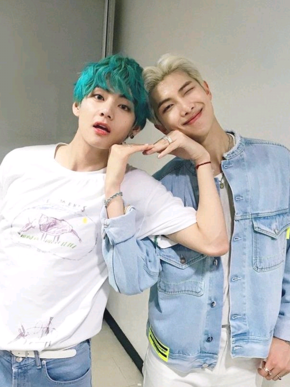 #TAEJOON | É AMANHA !!😓😓💘💘 . . . #taehyung #namjoon #edit #bts_official_bighit 