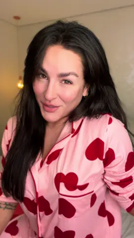 dia do namorados sozinha? jamais 🔥👀 ❤️ @Dona Coelha  🖤 Kits com até 30% de OFF no site 🏷️ KÉFERA - 10% OFF #diadosnamorados #donacoelha 