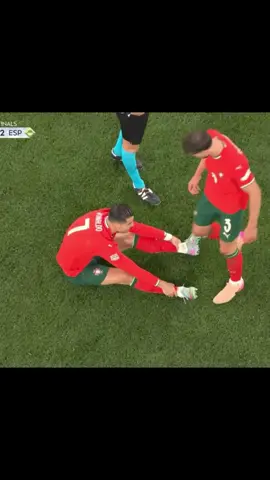 Ronaldo injury🥺 #fyp #goviral #blowthisup #trend #ronaldo #spain #portugal #Soccer #lamineyamal #nationsleague 