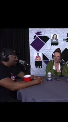 You’re all the same height when you’re layin down… FULL STORY ON YOUTUBE! #RedditStories #RedditDating #OnlineDating #DatingAdvice #SeriouslyLightheartedPodcast Subscribe on YouTube for full episodes! Thank you to all of our supporters that helped us reach 67k+ subscribers on YouTube! 👏🏽👏🏽👏🏽