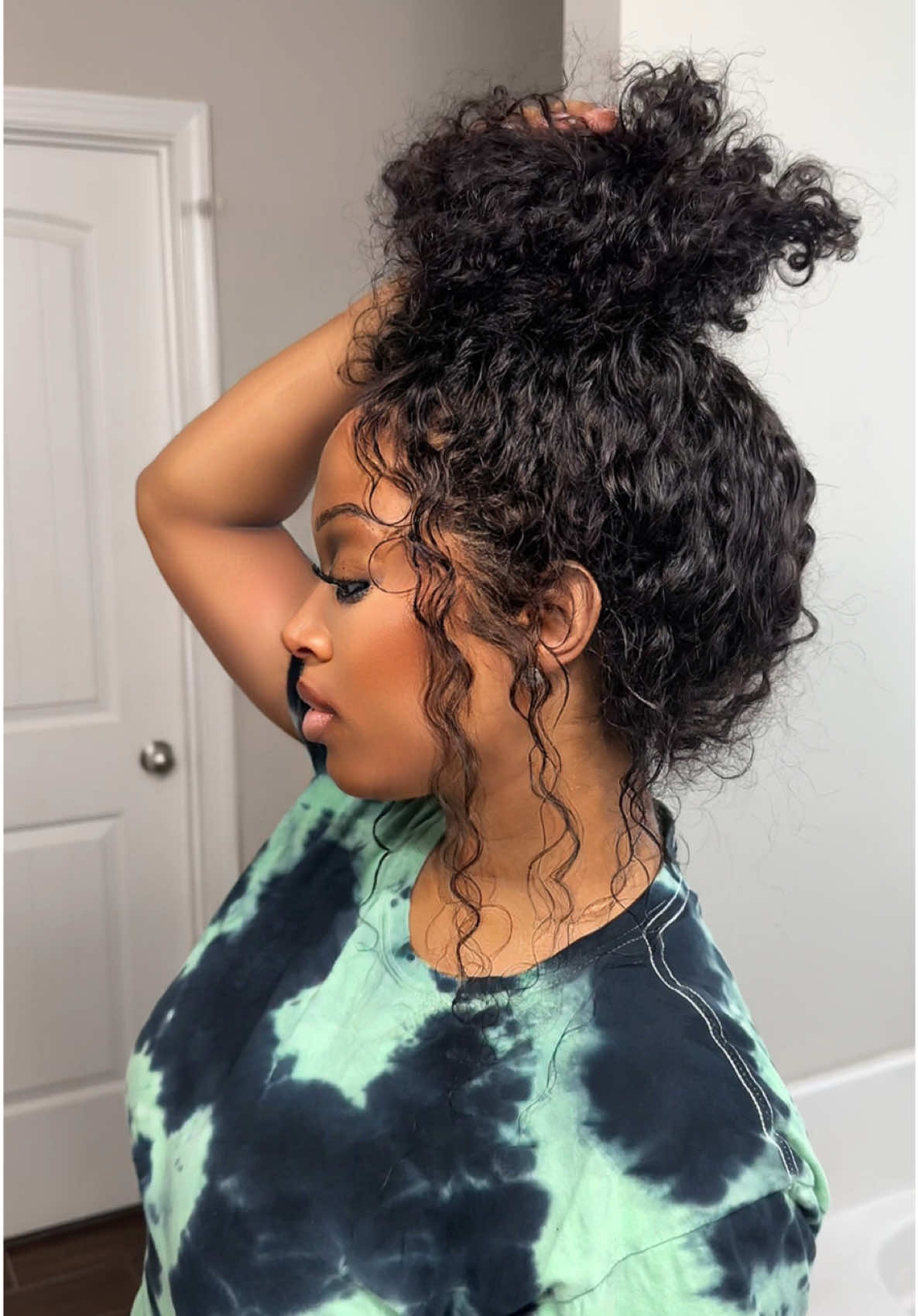 This is MY HAIRRRR‼️😍 @OQHAIR  Hair: @oqhairshop 360 lace glueless water wave wig 26 inch pre-Everything 🩷 #oqhair #360lacewig #360lacewigs #waterwave #waterwavewig #waterwavehair #trending #viral 