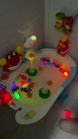 These are my kid’s favorite bath toys! #bathtoys #bathtoysforkids #bathtoysforbaby #bathtok #bathtime #bathtimefun #toddleramazonfinds #toddlersoftiktok #MomsofTikTok #kidstoys #kidsoftiktok #toys #kid #toddleractivity #toddlermom #bathtimeroutine 