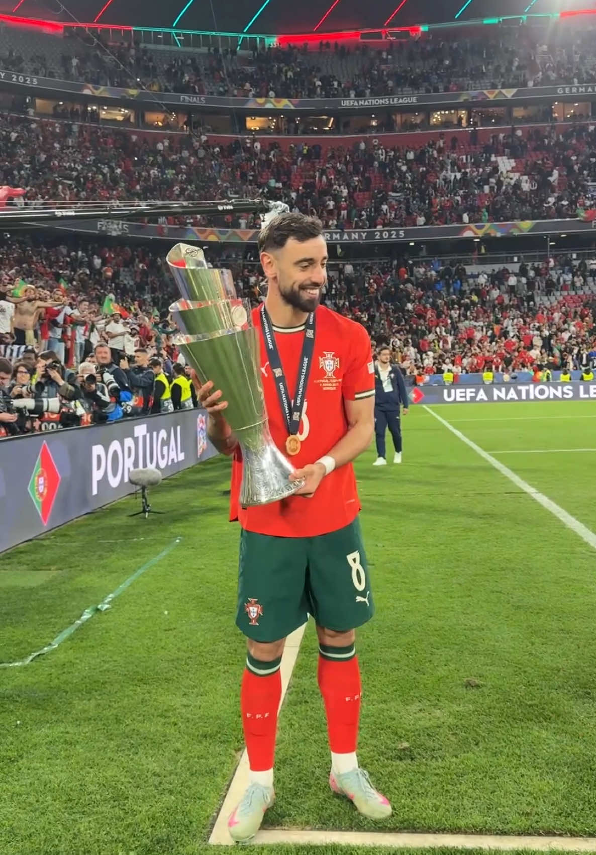 Bruno Fernandes, Champion 🤝🏆 #NationsLeague #PortugalvsSpain 