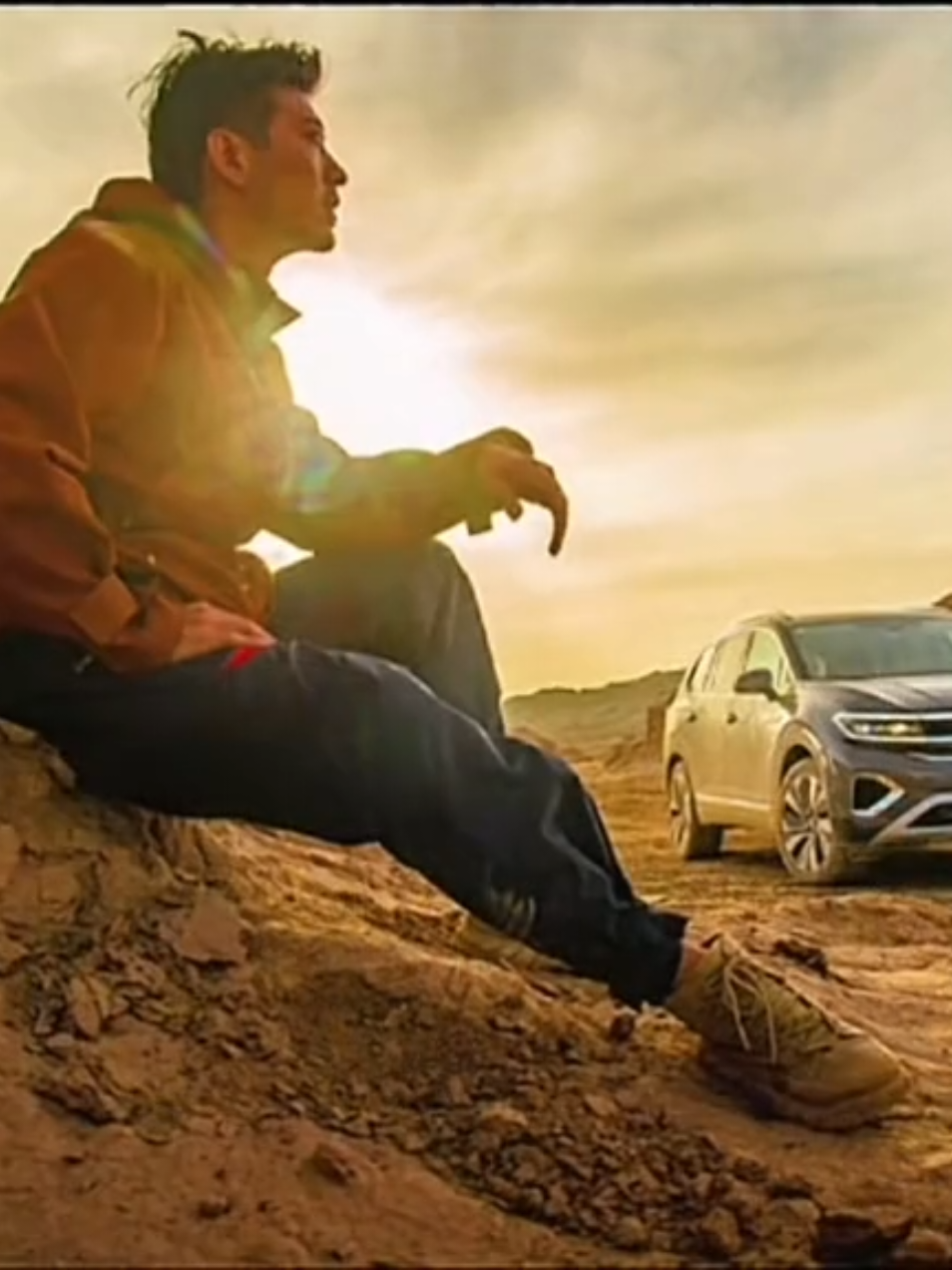 so cool😍😎 Yulong 🥰#fyp #yangmiemie #杨咩咩 #reels #yulongmiemie #yulong #于龙怕热   🥰🥰 #Ifyoumissthemjustwatchtheiroldclips #fyp #yangmiemie #杨咩咩 #tiktok #yulongmiemie #yulong #于龙 