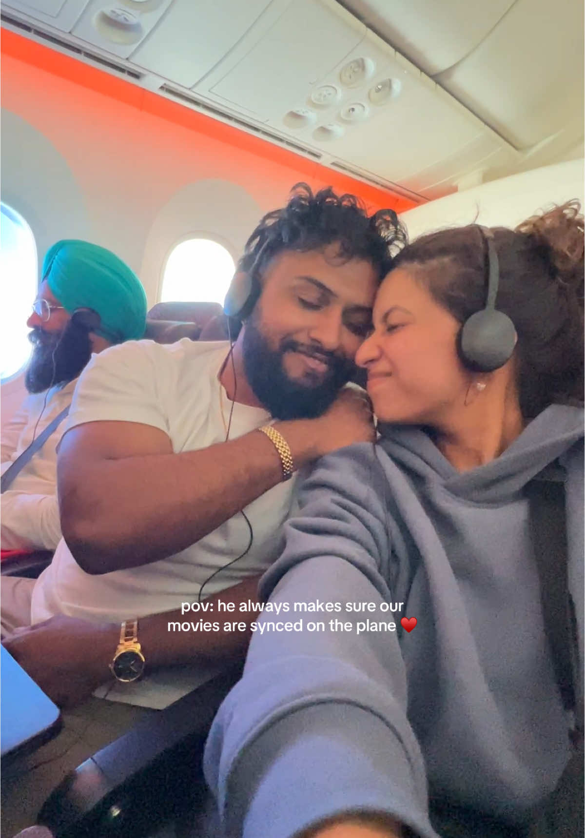 it’s the little things @Kapil Subendran 🥰 also I am always SO happy when I find out they have Tamil movies on the plane 🤭 thanks @VirginAtlantic ♥️  #tamil #tamiltiktok #browntiktok #couplestiktok 