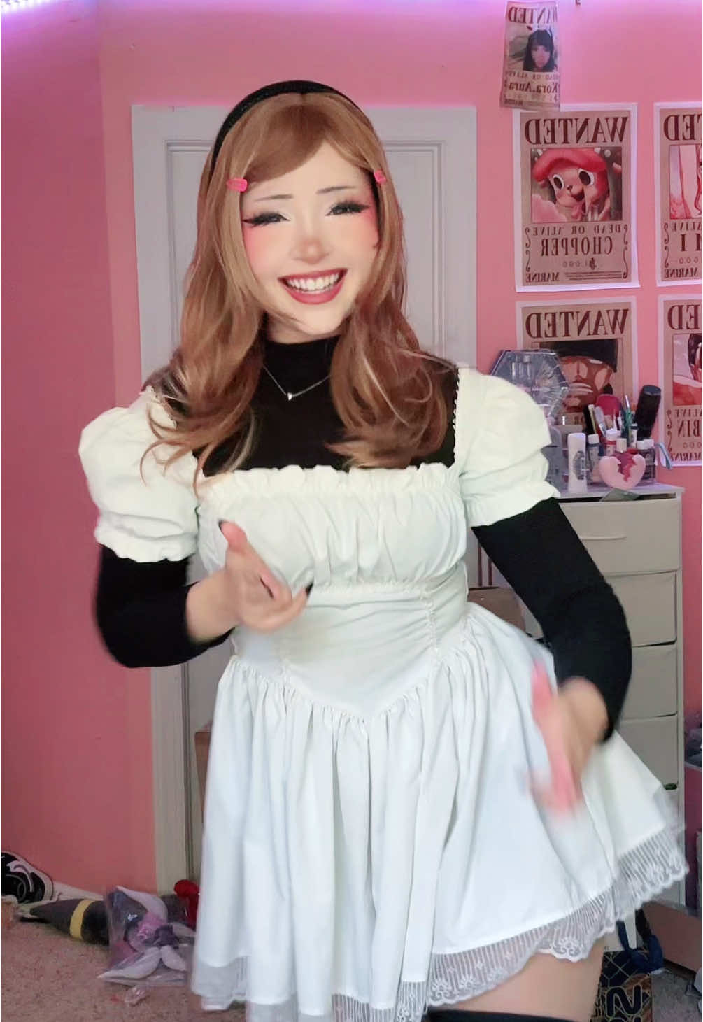 PLAYING ROBLOX WITH U GUYS ON TWITCH RN😛 #HACHINANA #hachicosplay #nanaanime #nanaandhachi #hachiandnana 