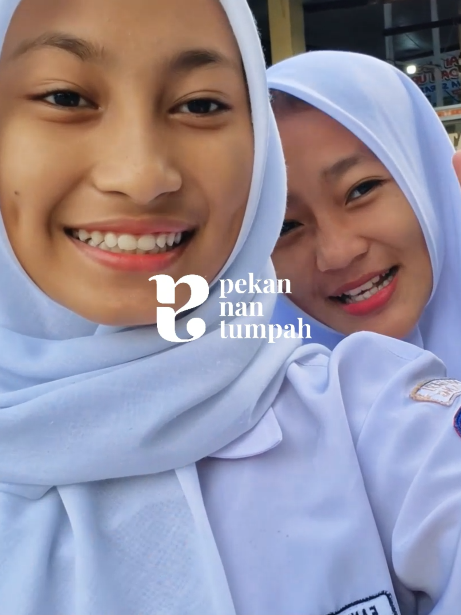 Nan Tumpah Masuk Sekolah 2025 - SMA Negeri 1 V Koto Timur.