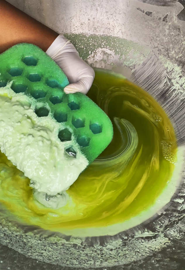 A little part 2 to my Green 💚 and Orange 🧡 Collab @ @𝓜𝓮𝓭𝓲𝓽𝓪𝓽𝓲𝓸𝓷 Squeeze🧽  I had to squeeze in it again once it settled. Enjoy 😊  #asmr #CleanTok #follow #relax #asmrspongesqueezing #relaxingvideos #sponge #followme #meditation #meditate #calm #goodvibes #calmingsounds #sleep #sleepasmr #paste #settledpaste 