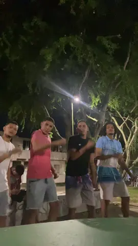 @Hugo Marques🎰 @ᴅᴀɴ @Buguezinho🕺🏽 #recife #fyp #passinho #pernambuco #fyyyyyyyyyyyyyyyy #foryoupage #favela 