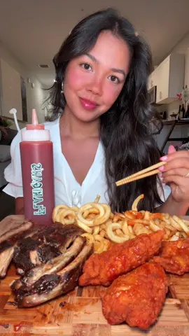 eat Flanigans with meeee😋🍗🍟 @Flanigan’s South Floridas BESTTTT #mukbang #Foodie #asmr #cleanmukbang #foodtiktok #silentmukbang #notalkingasmr #notalkingmukbang #flanigans #bbq #bbqmukbang #bbqribs #flanigans #ribsmukbang #curlyfries #buffalowings #wings #wingsmukbang 