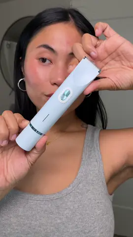 This is so cool!! A dual ended shaver?! And it’s waterproof?! Yes, please! @IUI Beauty  #dualendedshaver #shaver #electricshaver #iuibeauty #iuishaver #shave #fyp #tiktokshop #iui #iuibaby 