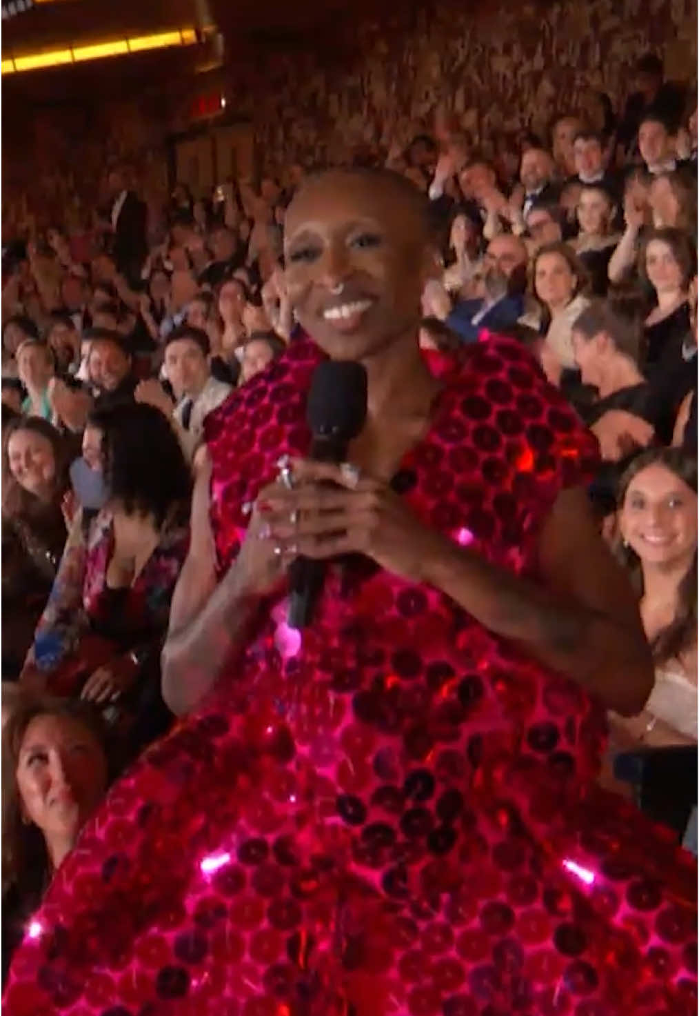WARNING: This clip will make your jaw drop so hard they will offer it a booster seat too  🤣🫣💦 #TonyAwards #CynthiaErivo #JonathanGroff 