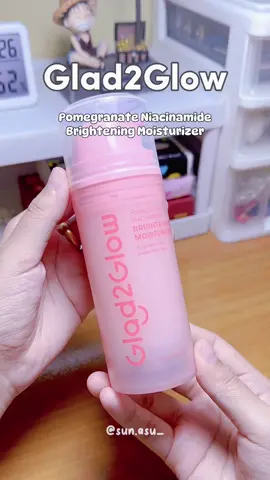 ใช้ดีมากกกกก แนะนำค่ะ 🌷💖 #glad2glow #pomegranatebrighteningmoisturizer #เพิ่มความสว่างและเติมความชุ่มชื้นให้ผิว #ผิวกระจ่างใสเรียบเนียน #ขาว #ใส #niacinamide #moisturizer  #yuja377darkspotmoisturizer #แกลดทูโกลว์ยูจา377ดาร์กสปอตมอยส์เจอร์ไรเซอร์ #cream #กีวี3dแอซิดแอคเน่ #kiwi3dacidacnemoistirizer #jejutangerinevitacpowerbrightglowmoisturizer  #บำรุงผิวหน้า #สารสกัดส้มเชจู #วิตามินซี #พาวเวอร์ #ไบรท์โกลว์ #claystick #มากส์โคลนสำหรับผิวหน้า  #ทำความสะอาดรูขุมขนได้อย่างง่ายดาย #mask #ใบหน้า #skincare #เซรั่มดูแลสิว #เซรั่มทับทิม #ไนอะซินาไมด์ #ไบร์ท #เซรั่มผิวใส #เซรั่มเรตินอล #เซรั่มวิตามินซี #ส้มยูซุ #ผิวใสเปล่งประกาย #aha #bha #pha #รีวิวบิวตี้ #สกินแคร์ #แกลดทูโกลว์ #stick  #คลีนเซอร์เจล #สำหรับผิวเป็นสิว #Cleanser  #gel  #Acid #Acne #cushion #คุชชั่นคุณหนู #แป้งพัฟ #powder #toner #โทนเนอร์บำรุงผิว #Cleansingoil #คลีนซิ่งออยล์ #ทำความสะอาดผิวหน้า #สลายเมคอัพ  #ครีมทาผิว #ครีมบำรุงผิว #เซรั่มบำรุงผิวกาย 