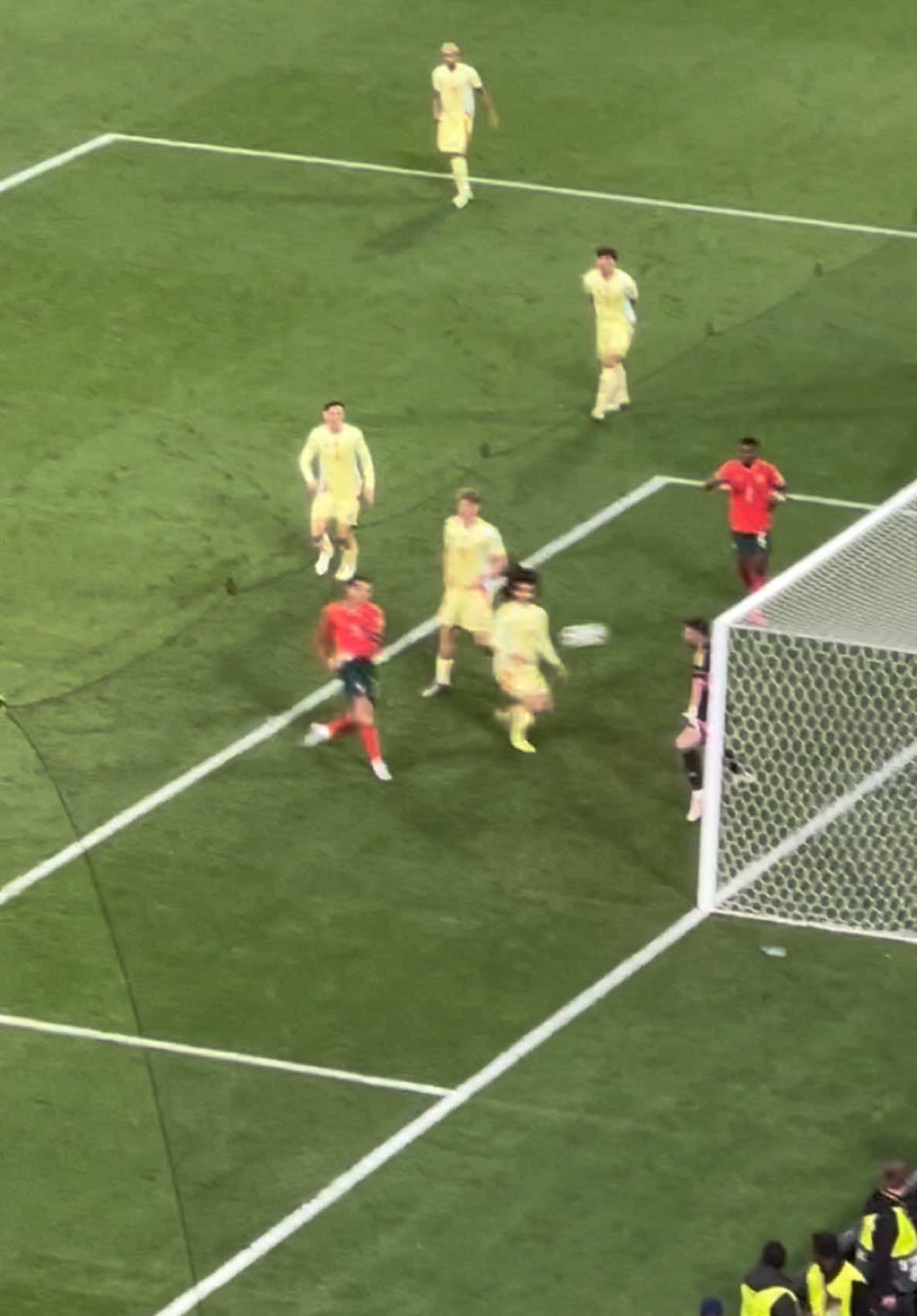 @Portugal @Nations League Cristiano Ronaldo scores in the finals against Spain 2-2! ⚽️🇵🇹#portugal #uefa #nationsleague #munich #allianzarena #final 