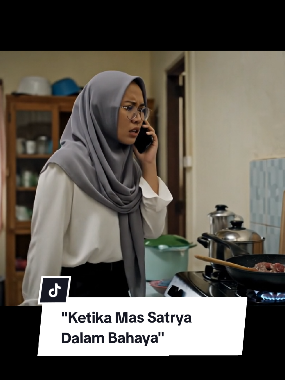 Ketika Mas Satrya Dalam Bahaya! 🤣 #videoviral #ai #veo3 #videoai #ngakak #fyp #dramakocak 