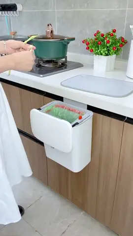 Thùng rác dán tường treo tủ bếp nắp lật thông minh #giadungtienich  #vaophantrungbaymuahangnhe 
