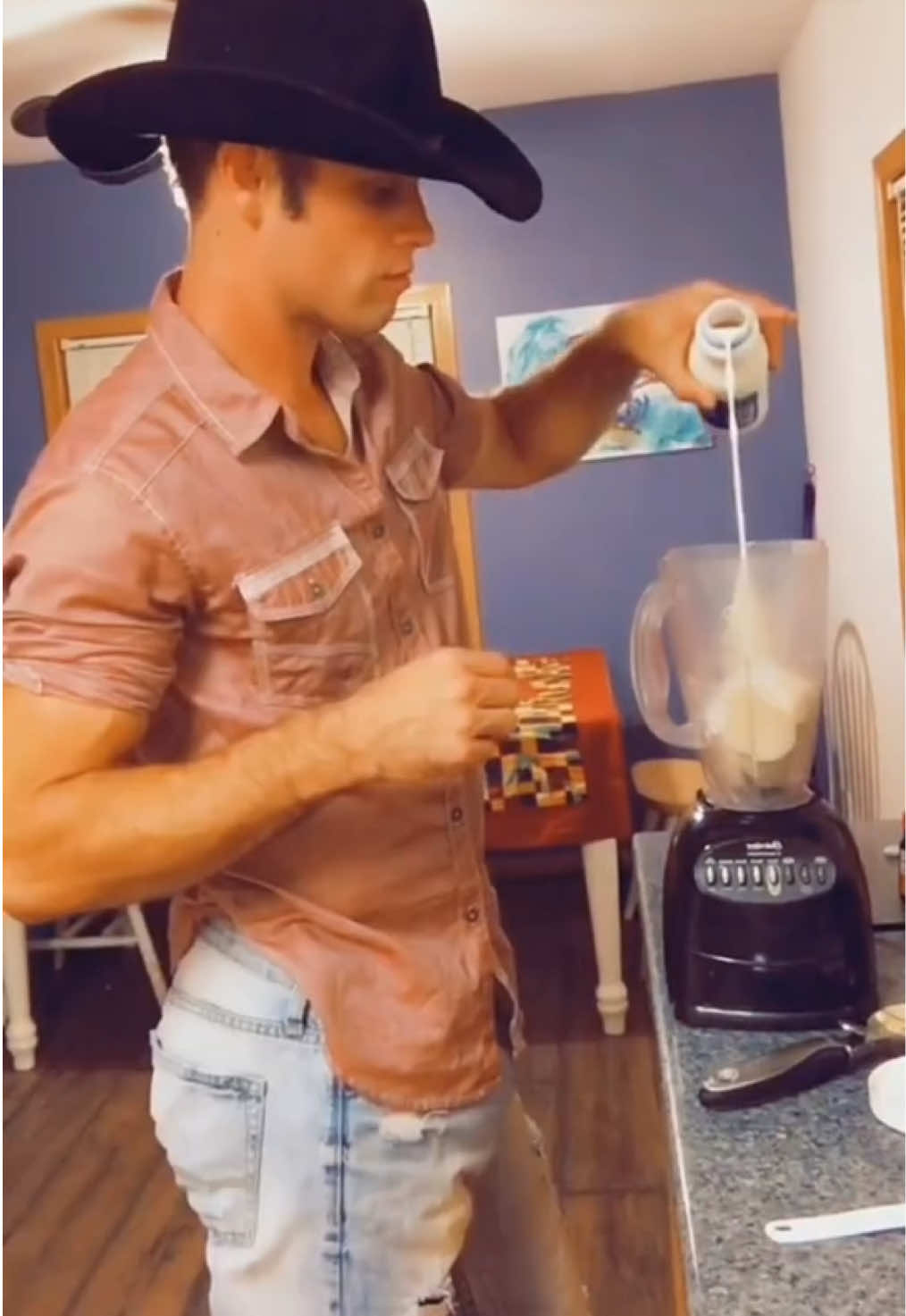 Heyu babe don’t forget your morning Mocha Latte ☕️ 