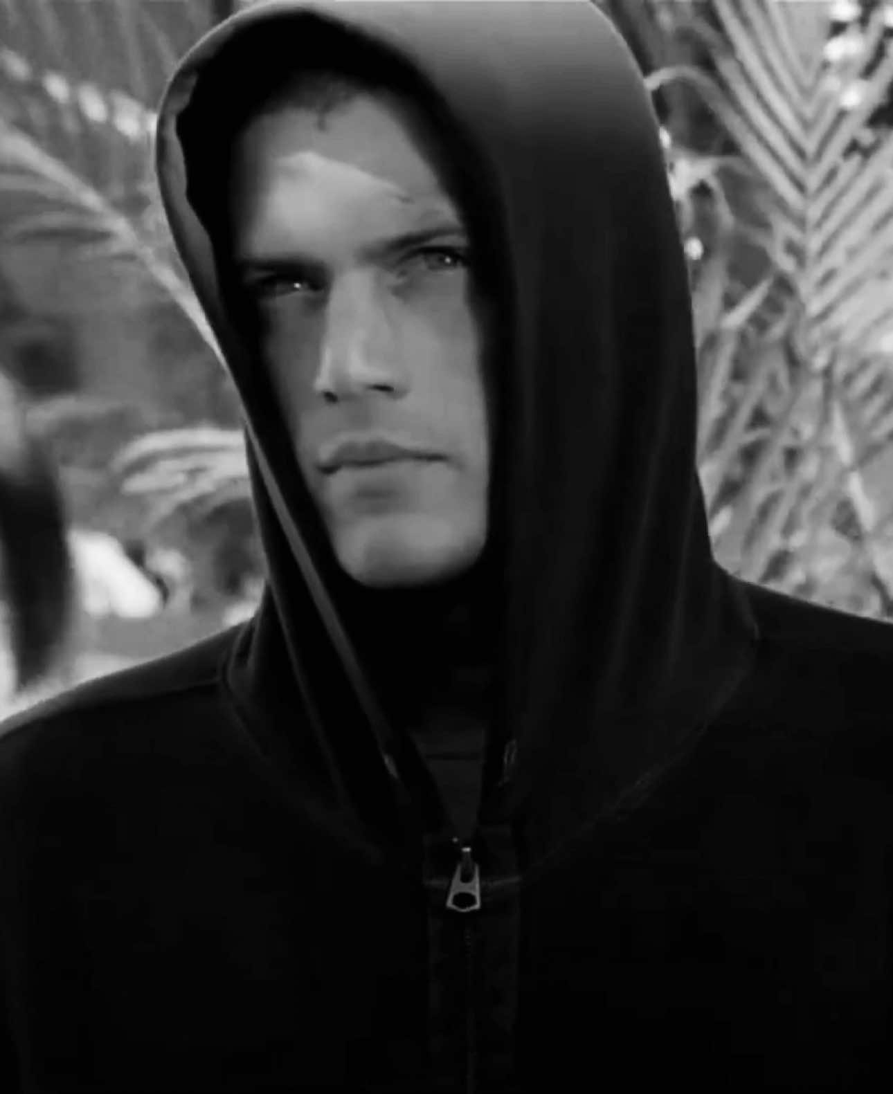مقتدى يضل مقتدانا👆🏽🔥#prisonbreak #michealscofield #john #cinema #cinemabox #fyppppppppppppppppppppppp #fypage #duet #artist 