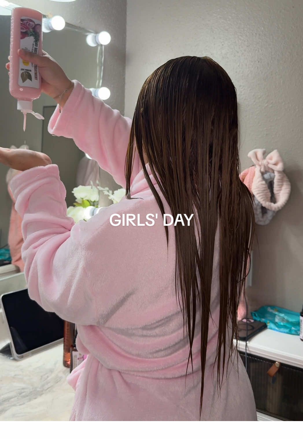 GIRLS' DAY🤍🎀🧁🫧🛀!!  Un día de spa en casa🤍🎀 #girls #girlsday #spaathome #girlys #cosasdechicas #girlythings #uñas #hair #nails #facial #pool 