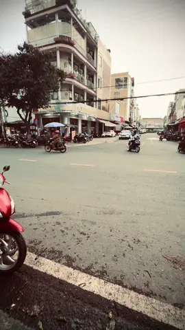 拜托,如果你没有感情,就别对我好。如果我以为那就是爱情,那我真是太傻了!
làm ơn, nếu không có tình cảm thì xin đừng đối tốt với tôi, tôi ngốc lắm, sẽ tưởng đó là tình yêu🖤#xuhuongtiktok #xuhuong #abcxyz #fyp 