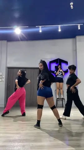 🧠: Coach @Jerold #fyp #dance #bang 