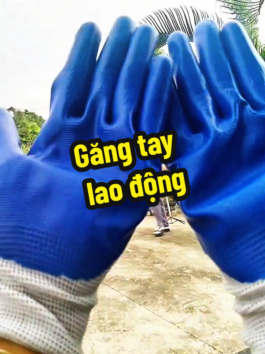 Găng tay lao động phủ sơn xanh #gangtay #gangtayphuson #giadungthongminh #dotienich #vuly185 #viralvideo #xuhuong #CapCut 