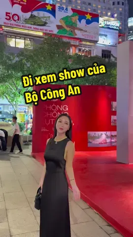 Đi xem gala show của Bộ Công An. #hannaholala 