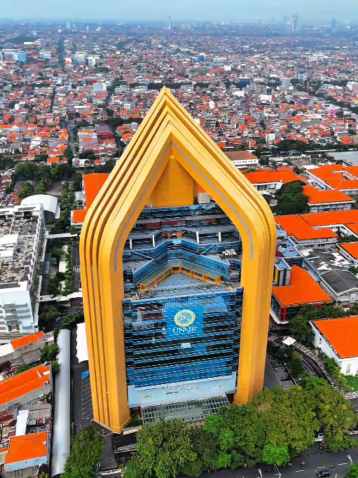 Gedung UNAIR ( Universitas Airlangga) yg terletak di Jl. Airlangga No.4 - 6, Airlangga, Kec. Gubeng, Surabaya, Jawa Timur 60115 #unair #dronevideo #droneshot #dji #djimini4pro 