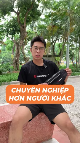 Đeo chiếc túi này vào, chắc chắn việc chạy bộ của bạn sẽ chuyên nghiệp hơ n đó#goodfit #tuichaybo #chaybo #thethaomoingay