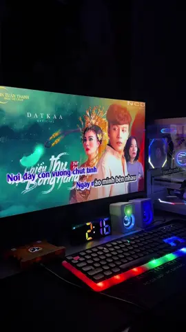 Nơi đây còn vương chút tình ngày nào mình bên nhau... #quanghaicover #chieuthuhoabongnang #nhaccover #cover #xuhuongtiktok #trending #nhacbuontamtrang 