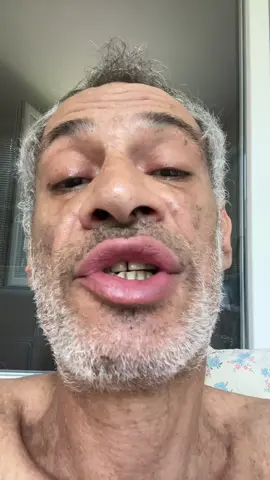 #legenda858 