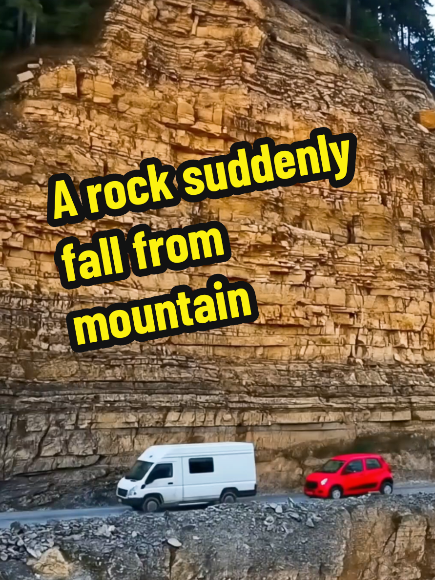 A rock suddenly fall from mountain .  .  #collapse #foryoupage #foryoupage❤️❤️ #tiktok #destruction #fyp #disasters #dúo #rock 