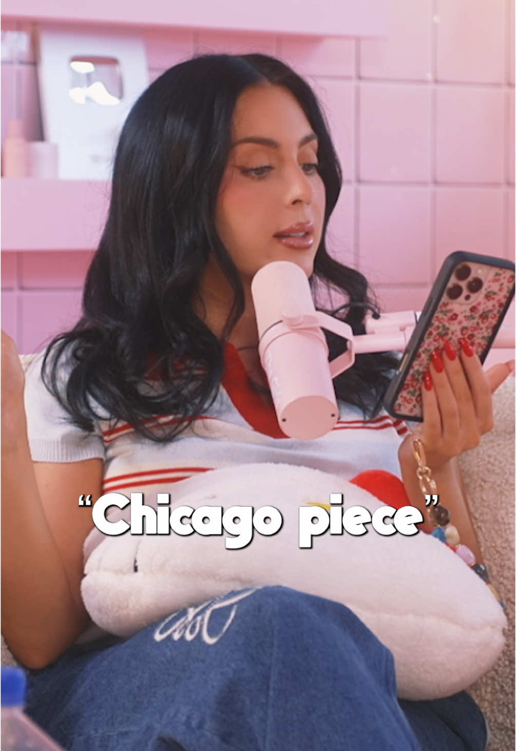 brb trying to work out what a “Chicago piece” is 🤔🤓💭🕵️‍♀️🤷‍♀️