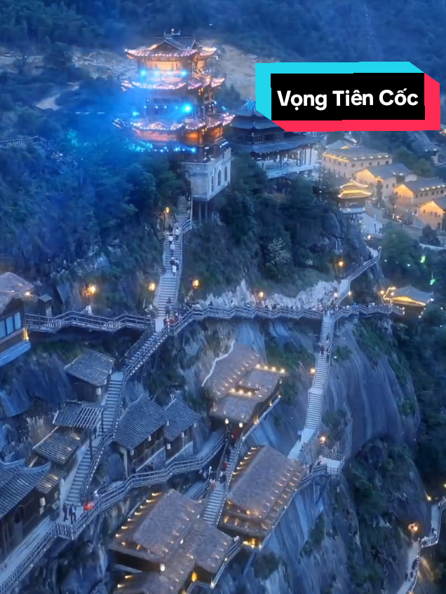 Thung lũng Vọng Tiên (Vọng Tiên Cốc) - Bồng lai tiên cảnh giữa lòng Giang Tây. Đến Vọng Tiên Cốc chờ tiên nhân ghé chơi. 📍Vọng Tiên Cốc, Giang Tây ©️Cre: Douyin #douyin抖音 #vongtiencoc #wangxianvalley #tourtrungquoc #diadiemdulich #xuhuongtiktokk #viralvideotiktok #trendingtiktok #fyp #xiangwei祥薇 