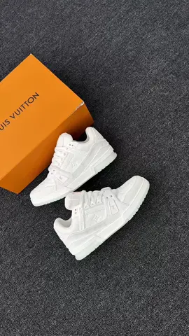 #sneakers #sneakertok #sneakerhead #menfashion #streetwear #luxurylife #streetwearstyle #OOTD #fashiontiktok 