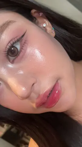 เขาหน้าไม่เป็นคราบ😭 #สเปรย์ลูกคุณ #SkintificSerumSpray #เซรั่มสเปรย์ขวดทอง 