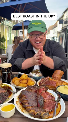 HUNTING FOR THE BEST ROAST IN THE UK? 🥩  This easily goes into the top 3 best roasts I’ve had to date.  📍 @dylanskingsarms  #stalbans #roast #roastdinner #sundayroast #beef #steak #Foodie #food #london #fyp 