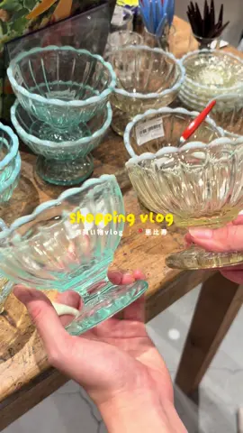 いつも買いすぎる雑貨屋さん⌇TODAY'S SPECIAL (📍恵比寿) ジブリ部屋にぴったりの雑貨がたくさんで いつも迷いまくり1時間くらい滞在してしまいます 🪴໒꒱ つめが疲れているので ネイルはおやすみ中💤 #ジブリ #雑貨屋さん #購入品紹介 #社会人vlog #おすすめ #ghibli #myroom #Vlog #haultok #fyp 