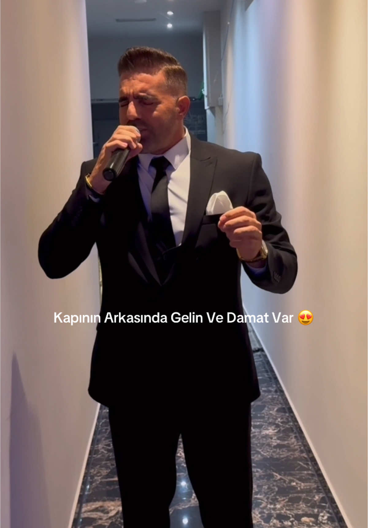 Sonunu Bekle , Açıklamayı Size Bırakıyorum. #mustafayilmaz #vurgitsinbeni #sahne #konser 