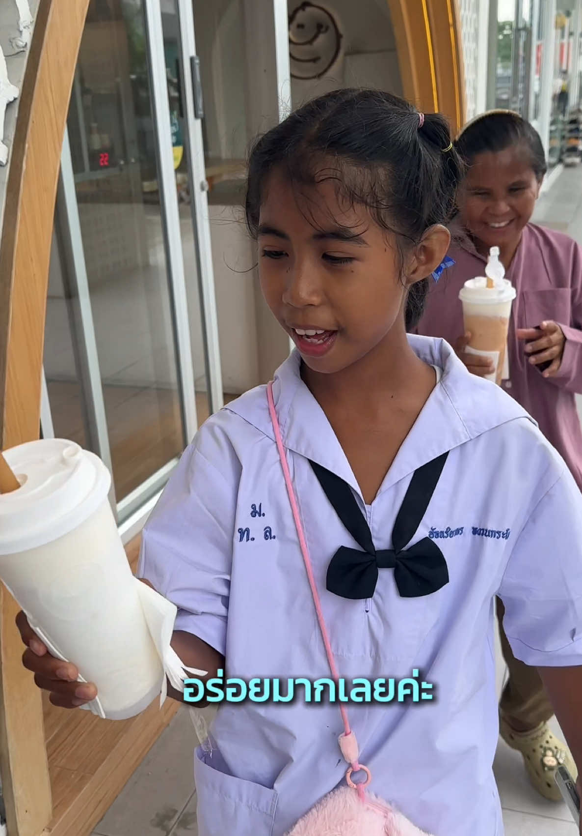 กินแบร์เฮาส์ครั้งแรกค่าา🥰🧋#น้องฟ้าใส #น้องฟ้าใสเด็กเก็บขยะ #spd #bearhouse  