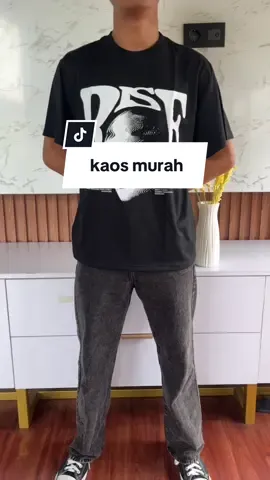 Bukan kaos biasa, ini kaos hemat rasa premium! Cotton combat 30s yang adem banget dipakai harian. Sablonnya gak gampang ngelupas walau dicuci berkali-kali. Harga? Murah tapi gak murahan! #kaos #kaosmurah #kaosviral 