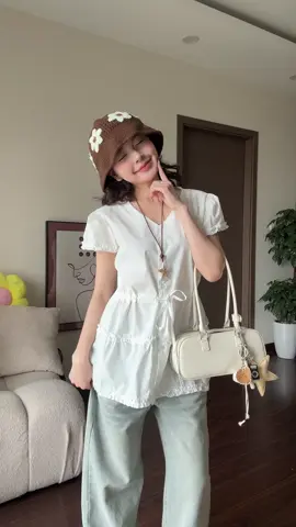 Áo  cưng quá zị 🤪 #xuhuong #foryou #outfit #fyp #dailyoutfit 