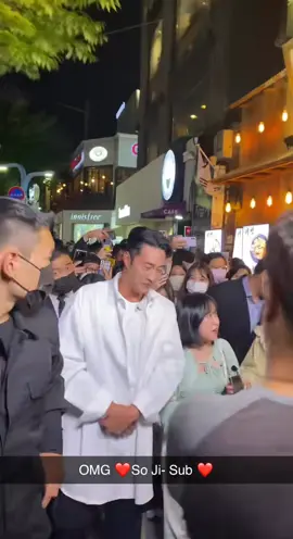 So JI SuB #sojisub #korea #hondgae #seoultravel 