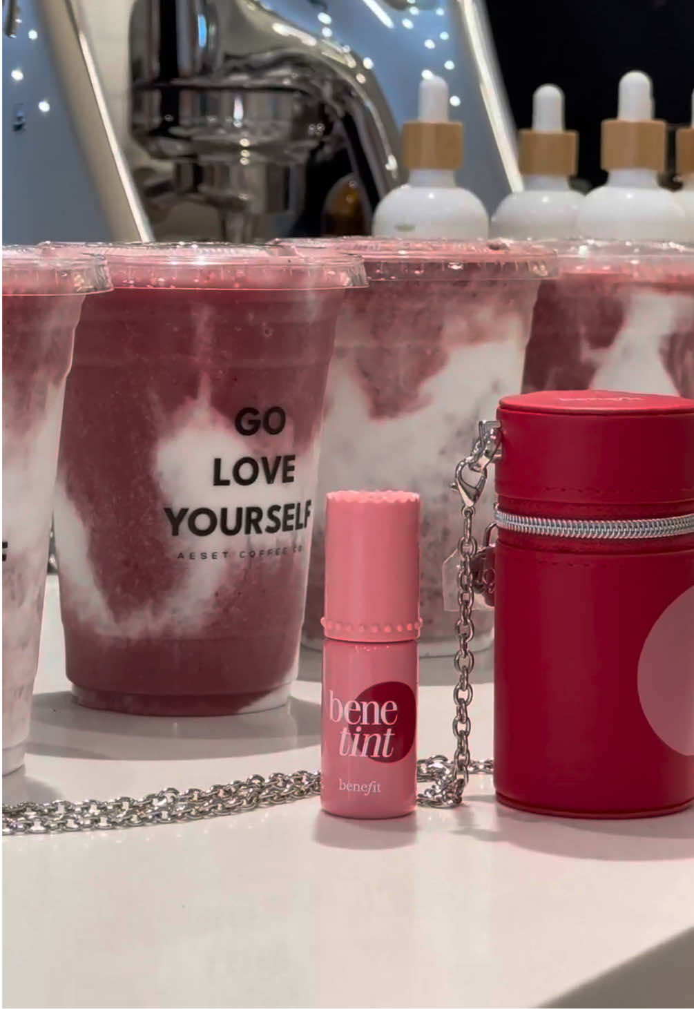 Did someone say FREE Benetint?!🌹 The first 100 customers to purchase our Benetint smoothie at @Aeset Coffee Co. le, Toronto will receive a FREE limited edition Benetint Cheek & Lip Stain + Bag!⁠ ⁠ ⁠ #benefitcanada #benetint #liptint #darkcherry #raspberry #rose #smoothie