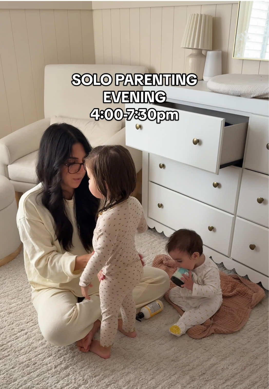 JUST KEPT GETTING MORE & MORE CHAOTIC 😅 #MomsofTikTok #motherhood #motherhoodunplugged #sahmlife #sahm #stayathomemom #sahmsoftiktok #bedtime #bedtimeroutine #Vlog #eveningroutine #soloparenting 